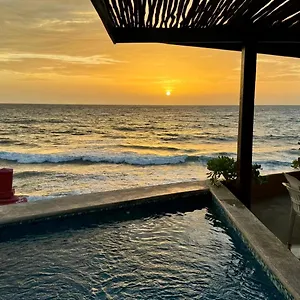 Bliss 18 Apartahotel